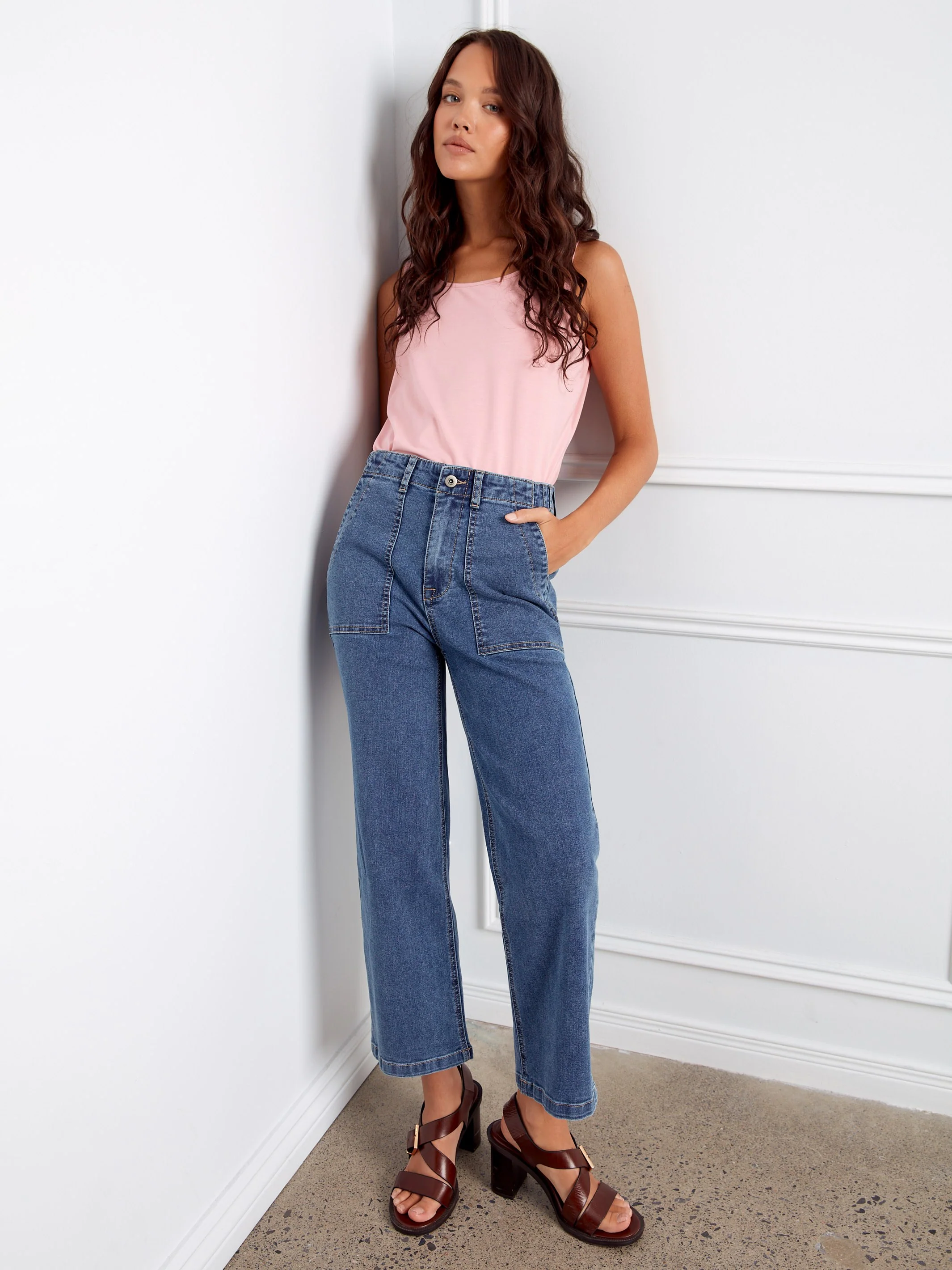 Cropped Utility Pocket Jeans - Medium Blue - Image 7